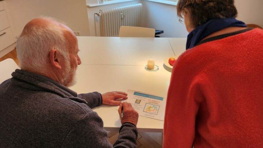 03 3 Wohnberatung Mit Rüdiger Salomon © Zur Verfügung Gestellt Vom Stadtseniorenrat